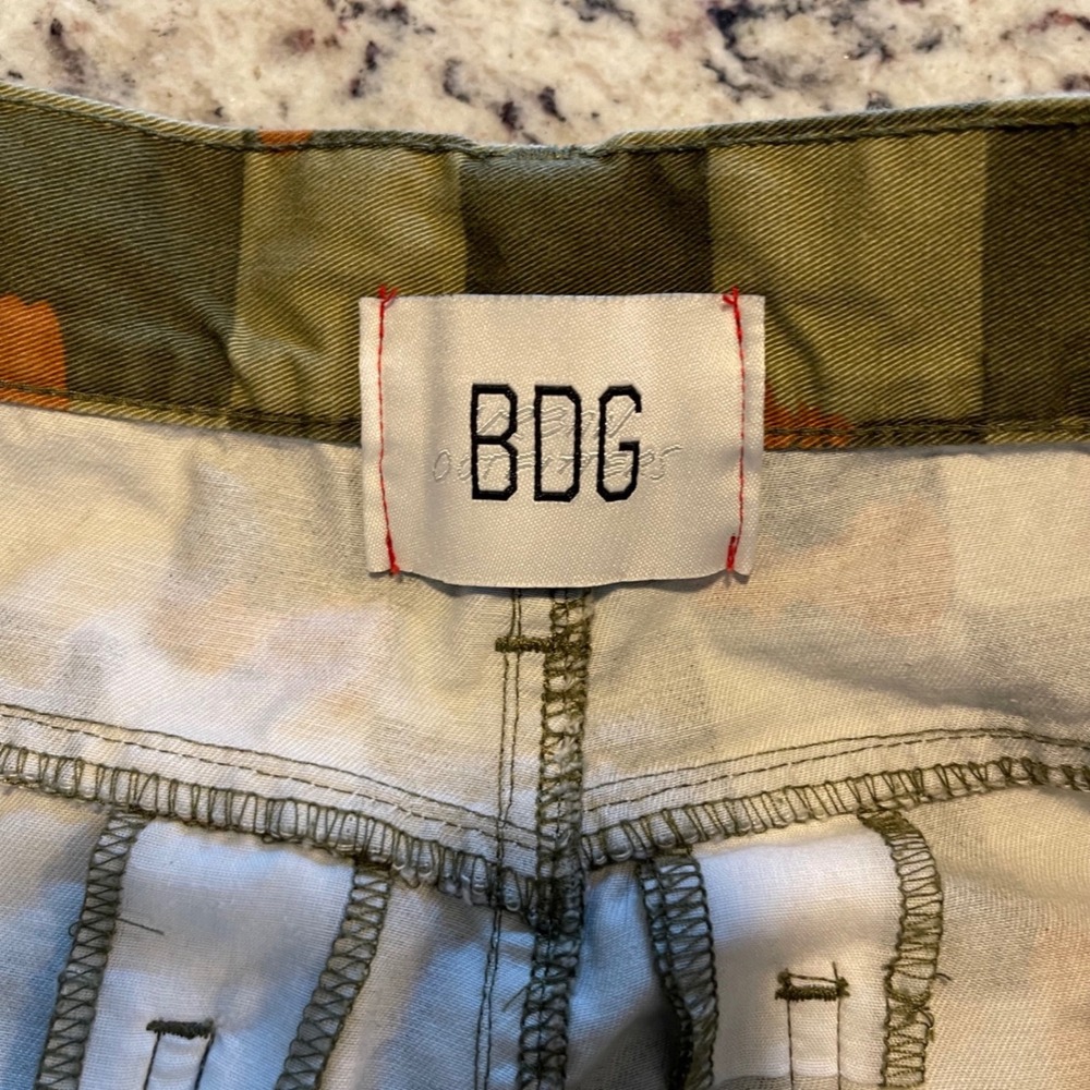 BDG Carpenter Pants Womens 30 Green Checkerboard Chess Print Streetwear Utility - Picture 6 of 11